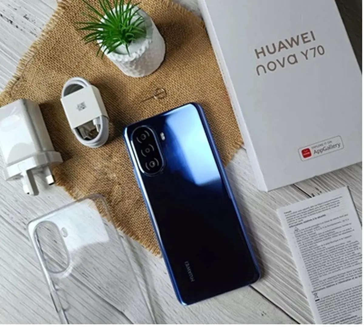 پنج دلیل برای خرید گوشی nova Y70 هوآوی