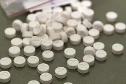  اعتیاد  |  قرص ترک اعتیاد کودک 4 ساله را قربانی کرد 