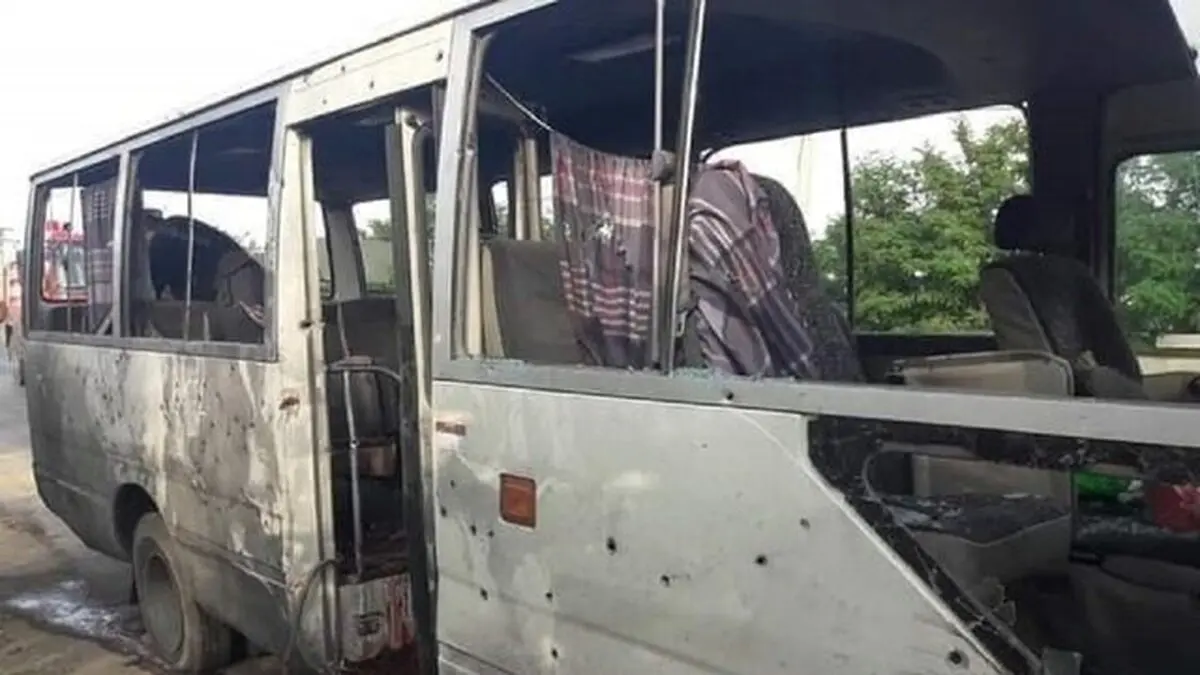 چهار کشته و ۱۳ زخمی در انفجار اتوبوس دانشگاهیان در شرق افغانستان
