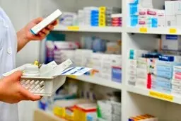 داروسازان: حقوق ۱۹ میلیون تومانی کم است + ویدیو