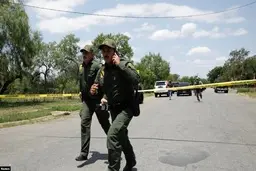 تیراندازی در مدرسه | 21 نفر کشته | 19 کودک دبستانی و دو بزرگسال + جزئیات و عکس