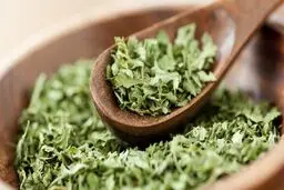 یاد بگیر ادویه درست کن و هم چطوری سبزی خشک کنی | ترفند سبزی خشک کردن و تبدیل آن به ادویه +ویدئو