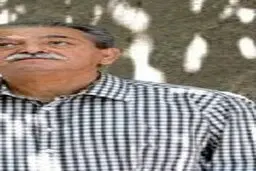  کشاورز /نزدیک‌ترین دوستِ محمدعلی کشاورز در مراسم تشییع+ عکس