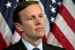 مورفی به انتقاد ترامپ از دیدارش با ظریف واکنش نشان داد