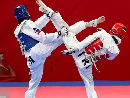 افتخارآفرینی تاریخی در تکواندو جهان | پسران ایران با درخشش در نخستین دوره قهرمانی امیدهای جهان، جام قهرمانی را بالاتر از همه بالای سر بردند