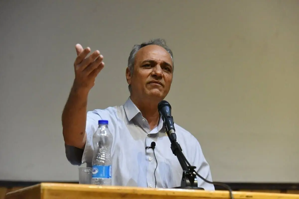 انتقاد تند زیدآبادی از خرازی و عراقچی | اگر نمی‌خواهید توافق کنید، صریح به مردم بگویید