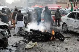انفجار در پاکستان جان ۹ نفر را گرفت 
