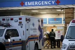 ترامپ: آمریکا «نقطه اوج» ابتلا به کووید-۱۹ را پشت سر گذاشت! 