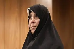 نامه فاطمه هاشمی به رئیسی درباره بیماران EB