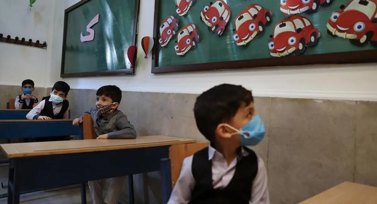 وعده بازگشایی مدارس در مهر ماه 