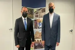 
مکالمه تلفنی عبداللهیان با همتای آذربایجانی درباره تردد کامیون‌های ایرانی در مناطق مرزی