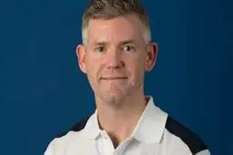 یک انسان معلول فضانورد حرفه ای شد! | اولین ها را به نام خودش ثبت کرد 