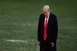 ترامپ  |  از دیوان عالی ناامید شدم 