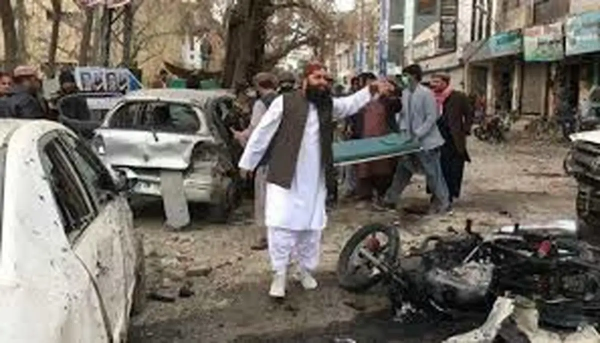 فوت 12 نظامی بر اثر انفجار و تیراندازی در پاکستان 