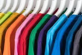  رنگ‌های مناسب پوست سفید و گندمی | راهنمای انتخاب رنگ لباس +ویدئو