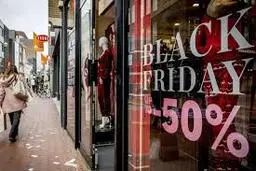 تاریخچه بلک فرایدی | فلسفه شکل‌گیری بزرگترین حراجی سال چیست؟ +ویدئو