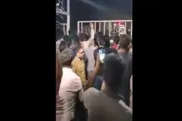 تجمع صدها عراقی در گذرگاه شلمچه در اعتراض به منع ورود مواد غذایی