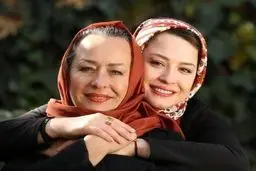 سوتی مهراوه شریفی نیا و خواهرش در برنامه زنده | مهراوه شریفی نیا راز خواهرش را فاش کرد