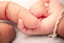 محبوب‌ترین اسامی برای فرزندان  | امیرعلی و فاطمه محبوب‌ترین اسامی سال ۱۴۰۰ 