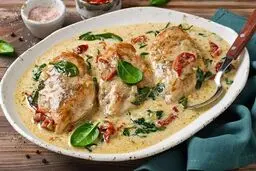 طرز تهیه مرغ خامه‌ای با اسفناج | دیگه مرغ تکراری نپز +ویدئو