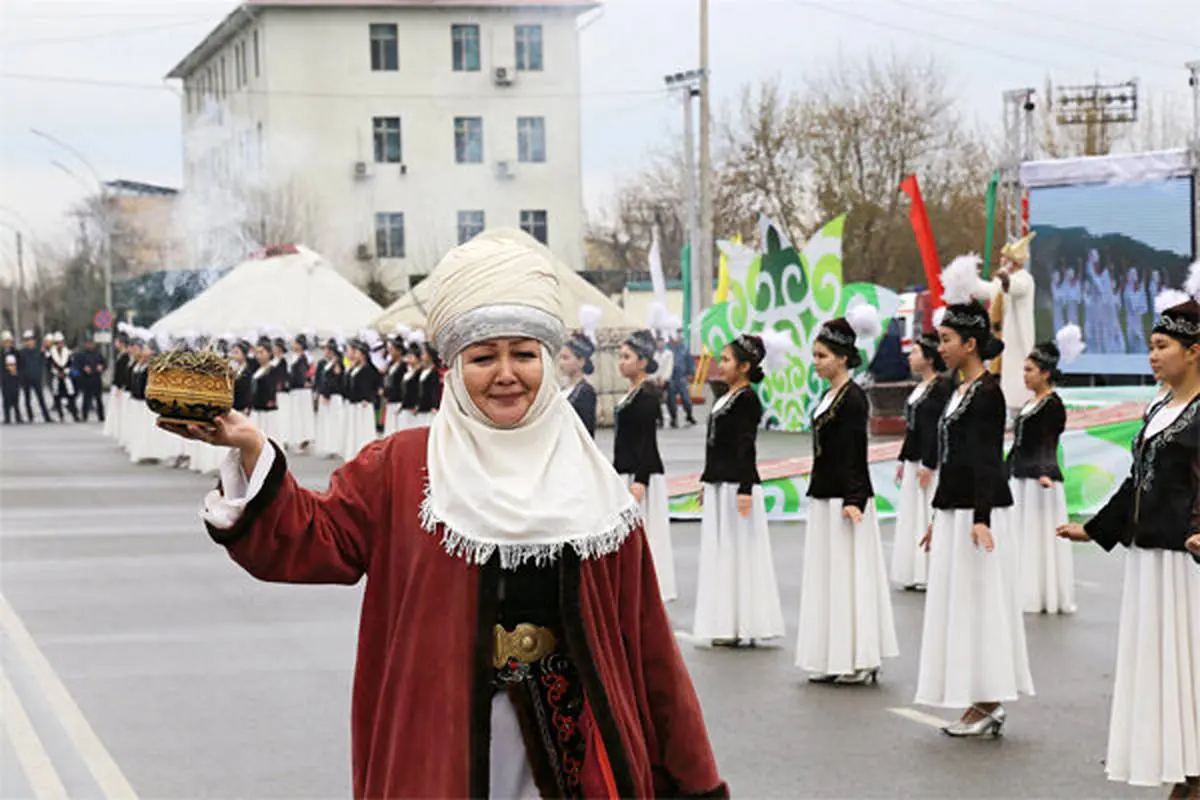 جشن‌های نوروز در قرقیزستان | تصاویری از آیین‌های سنتی و فرهنگ محلی +تصاویر