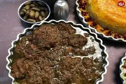 ناهار امروز خورش گردو بادمجان درست کن، محشر میشه | غذایی که هرگز طعمش را فراموش نمی‌کنید!