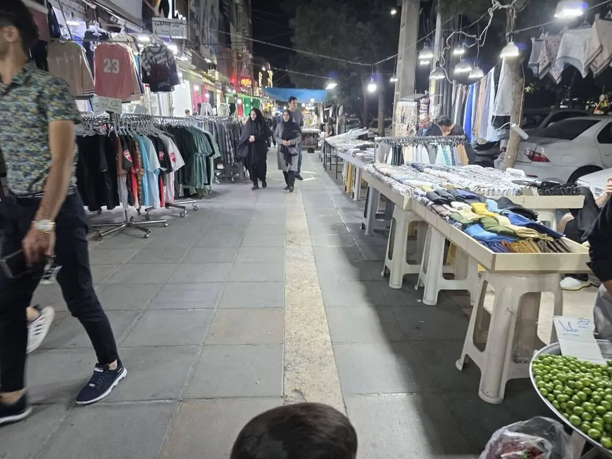 انتقال برخی فروشگاه‌ها از اینستاگرام به پیاده‌روهای تهران