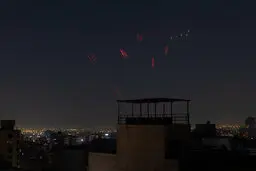 وضعیت خوابگاه دانشجویی دانشگاه علوم پزشکی شهید بهشتی پس از حمله دیروز اسرائیل+ ویدیو 

