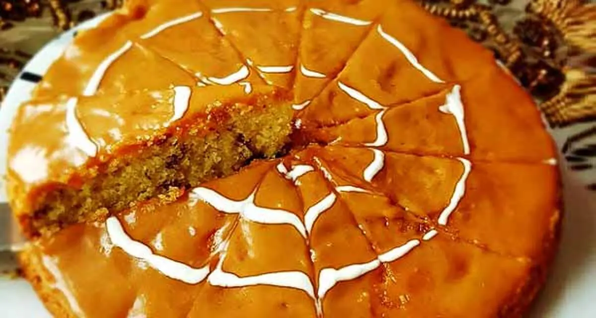 طرز تهیه کیک قابلمه‌ای با کارامل خونگی | همه دستور این کیک کاراملی رو ازت میخوان وقتی درست کنی! + ویدئو