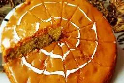 طرز تهیه کیک قابلمه‌ای با کارامل خونگی | همه دستور این کیک کاراملی رو ازت میخوان وقتی درست کنی! + ویدئو