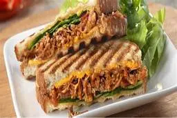 پنینی گوشت و قارچ رو عین کافه ها درست کن |  طرز تهیه پنینی گوشت و قارچ + ویدئو