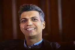 فردوسی‌پور گزارشگر بازی پرسپولیس_اولسان| اختلاف فروغی با مدیران پرسپولیس