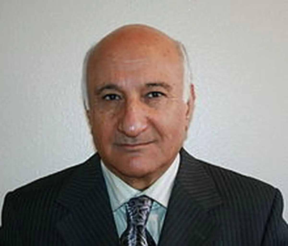 نظر دکتر محمد طبیبان درباره جراحی اقتصادی چیست؟
