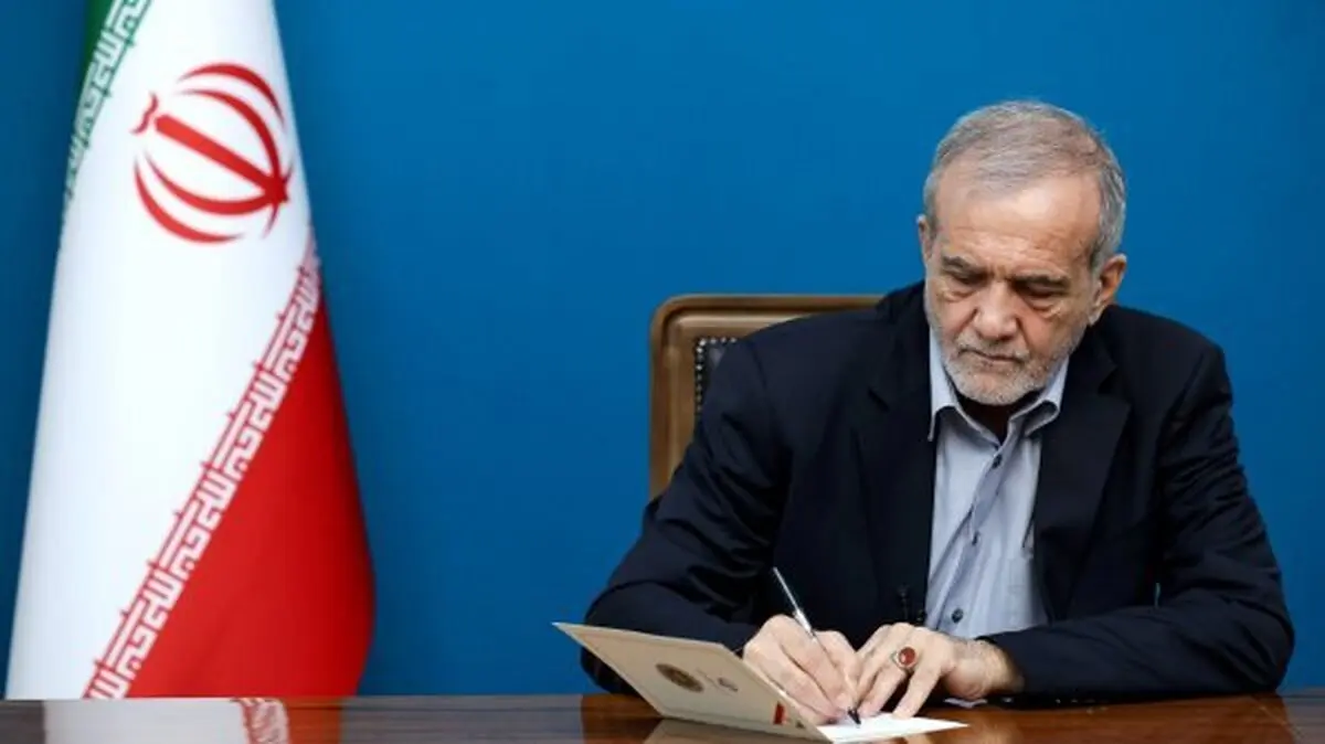 پزشکیان: تمام توان و ظرفیت‌ها را برای بهبود شرایط معلمان به کار گرفته‌ام
