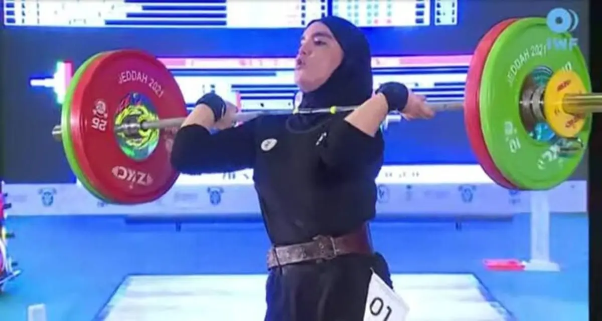 
دختر وزنه‌بردار ایرانی هفتم نوجوانان جهان شد
