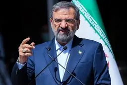 
محسن رضایی: بازار بورس تقویت خواهد شد
