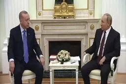 اردوغان در کنار پوتین از اجرای آتش بس خبر داد