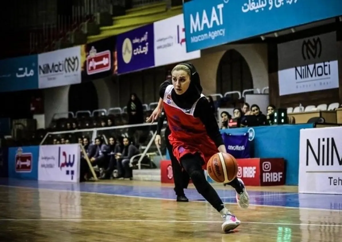  بازیکن زن  |  بسکتبال ایران از دنیای قهرمانی خداحافظی کرد 