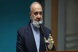 سلطانی‌فر: دولت هیچ سهمی را از پرسپولیس و استقلال نگه نمی‌دارد |  ورود به بورس باعث رونق آنها خواهد شد