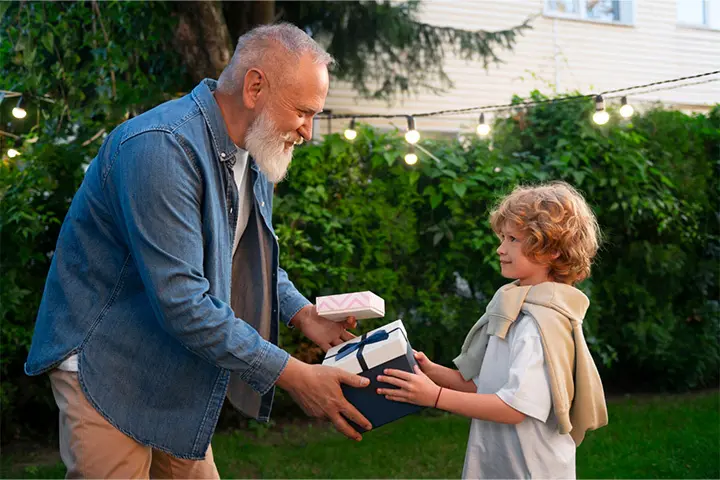 ایده هدیه روز پدر برای افراد مسن