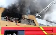 منطقه آزاد انزلی به دلیل آتش‌سوزی مجتمع ونوس تعطیل شد | تعطیلی کامل منطقه آزاد انزلی در پی آتش‌سوزی مهیب