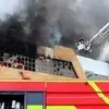منطقه آزاد انزلی به دلیل آتش‌سوزی مجتمع ونوس تعطیل شد | تعطیلی کامل منطقه آزاد انزلی در پی آتش‌سوزی مهیب