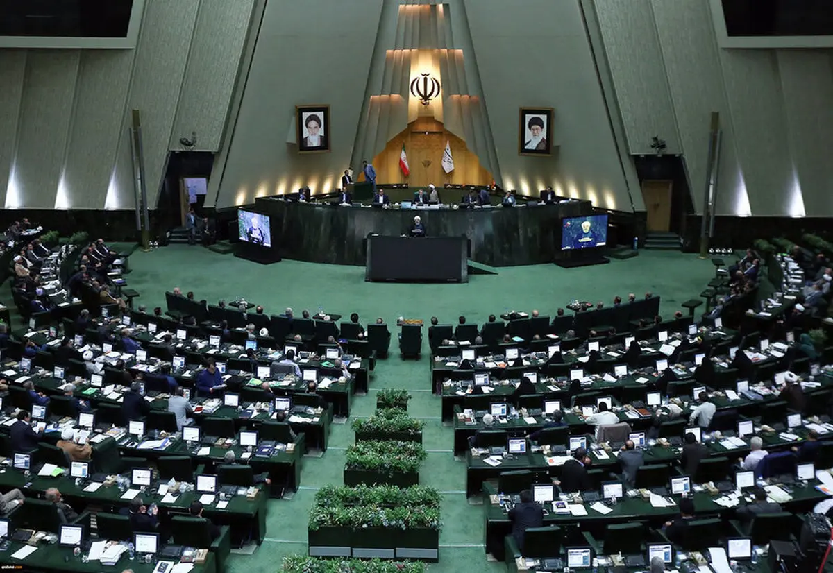 
مشاور رئیس مجلس  |   سامانه‌ ارتباط با ایرانیان خارج از کشور در مجلس راه‌اندازی می‌شود
