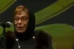 گوهر خیراندیش در جشن حافظ: دیگه غلط کنم برقصم + ویدئو 