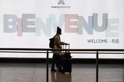  نخستین مورد مرگ در خارج از آسیا در فرانسه به ثبت رسید