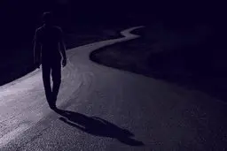 در تاریکی قدم بزنید و مازوت بخورید! 