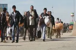 کابل: ۸۵۰ هزار مهاجر افغان در سال ۲۰۲۰ از ایران به کشورشان بازگشتند اما بیشتر آنها دوباره به ایران کوچ کردند