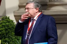 اولیانوف: ایران و غرب در مذاکرات بر سر بسیاری از مسائل، اختلافات بزرگی دارند | تهران هنوز آماده گفتگوی مستقیم با واشنگتن در مذاکرات وین نیست | اینجا هیچ چیز تغییر نکرده