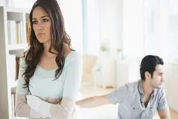 چرا زنان خیانت می‌کنند؟| دلایل خیانت زنان با مردان فرق دارد؟