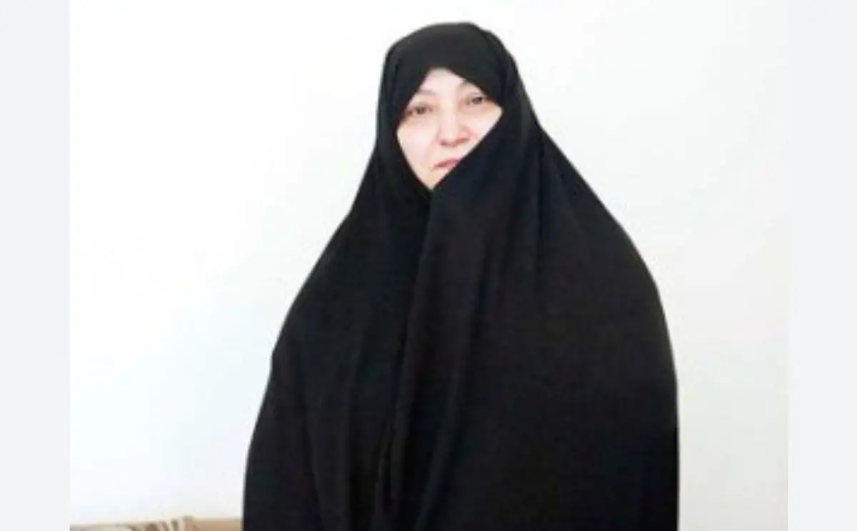 گاف سنگین تیم جلیلی | همسر شهید حمید باکری: ذوق زده نشوید؛ این عکس من هست، ولی من به پزشکیان رای می‌دهم
